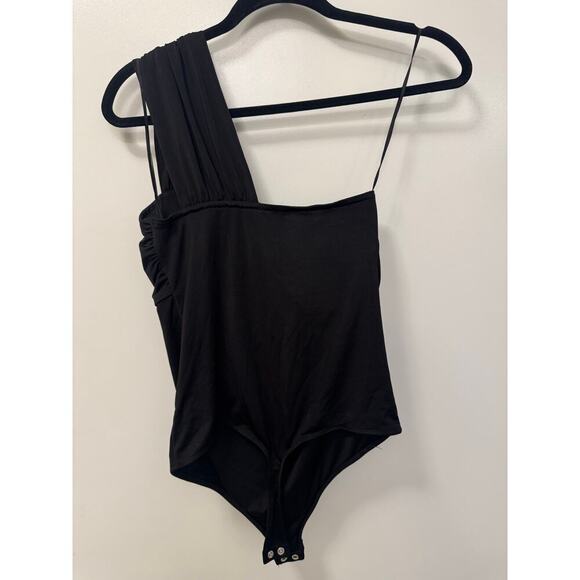 Express Medium Black One Shoulder Contour Compression Twist Front Bodysuit - Picture 4 of 7